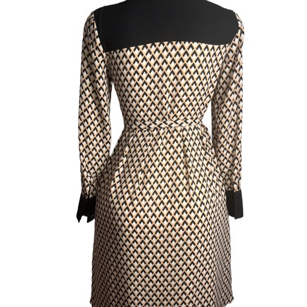 Who What Wear -Geometric Patterned Dress - Picture 8 of 9